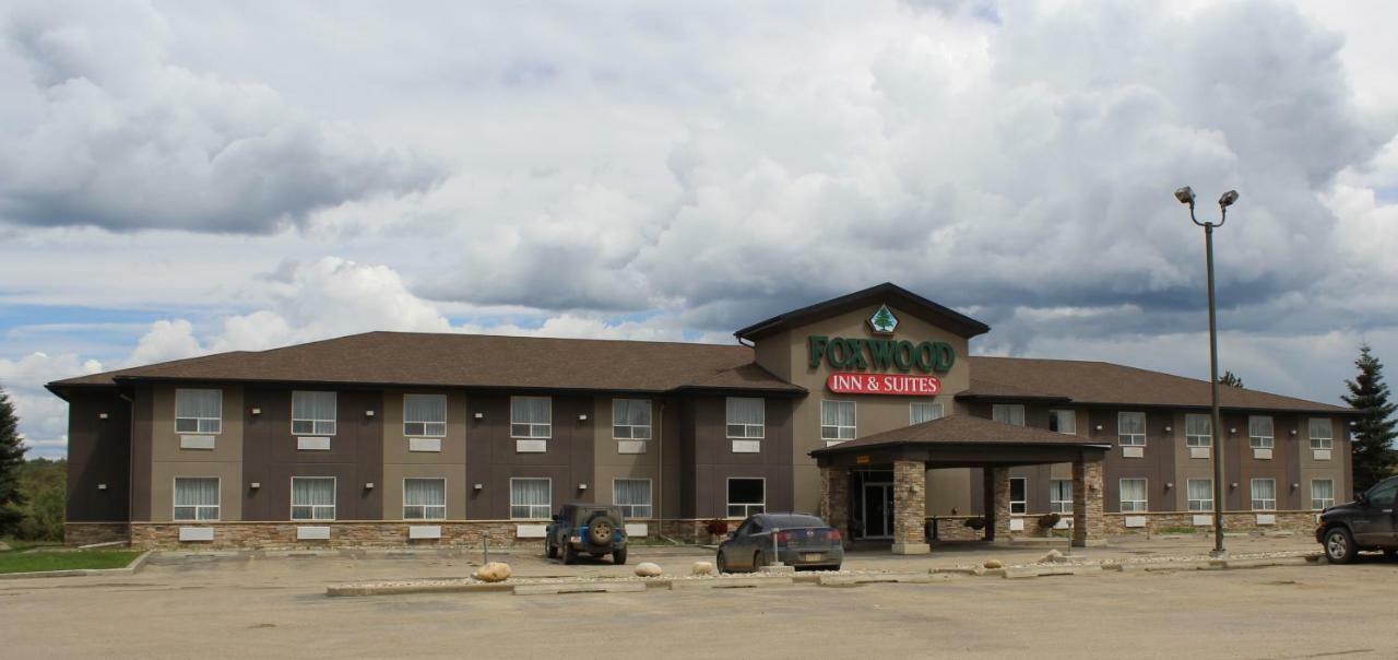 Foxwood Inn And Suites Fox Creek Extérieur photo